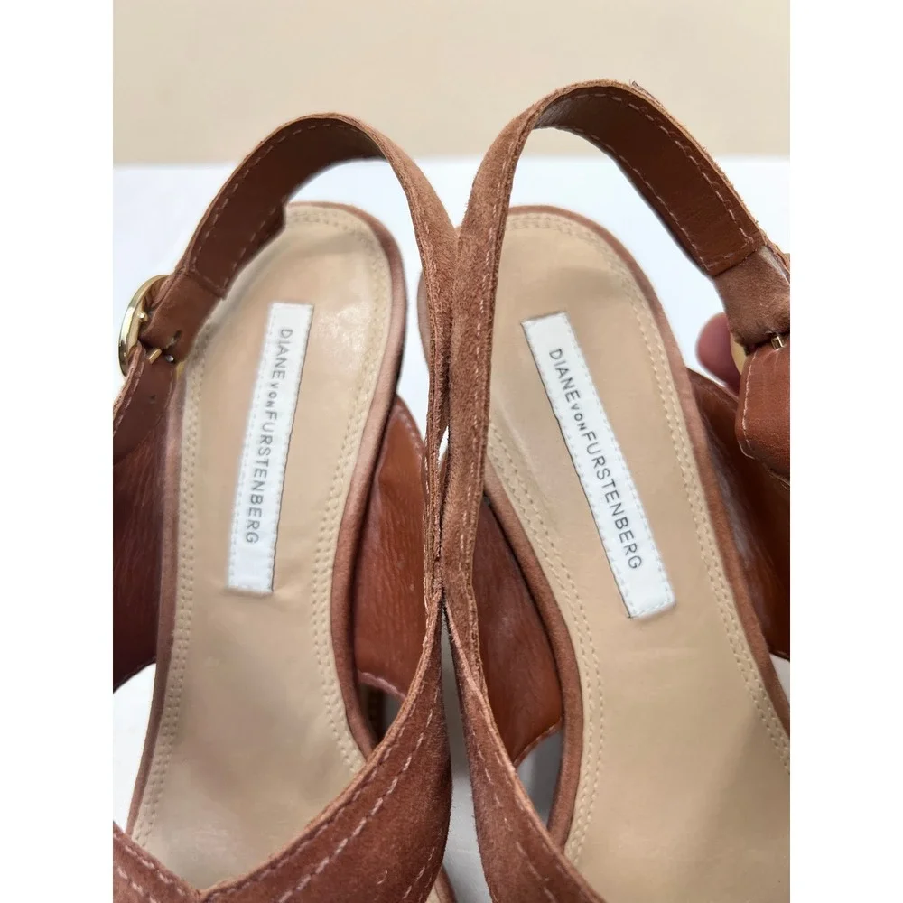 Diane von Furstenberg Wedge Sandals SZ 8 Brown Excellent Cork Suede Slingback